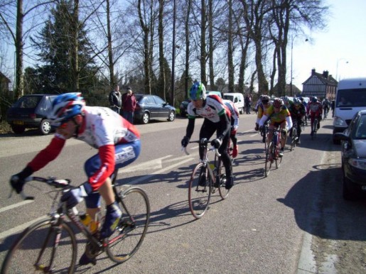 Jean Luc en plein effort dans la course des 3ème catégories